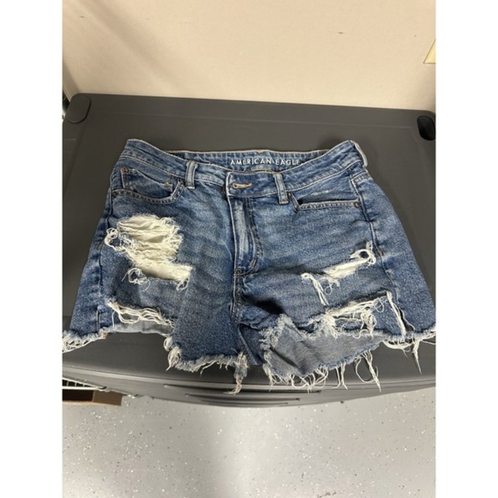 American Eagle Women's Mom Short Denim Double Button Shorts - Size 8 Ripped
